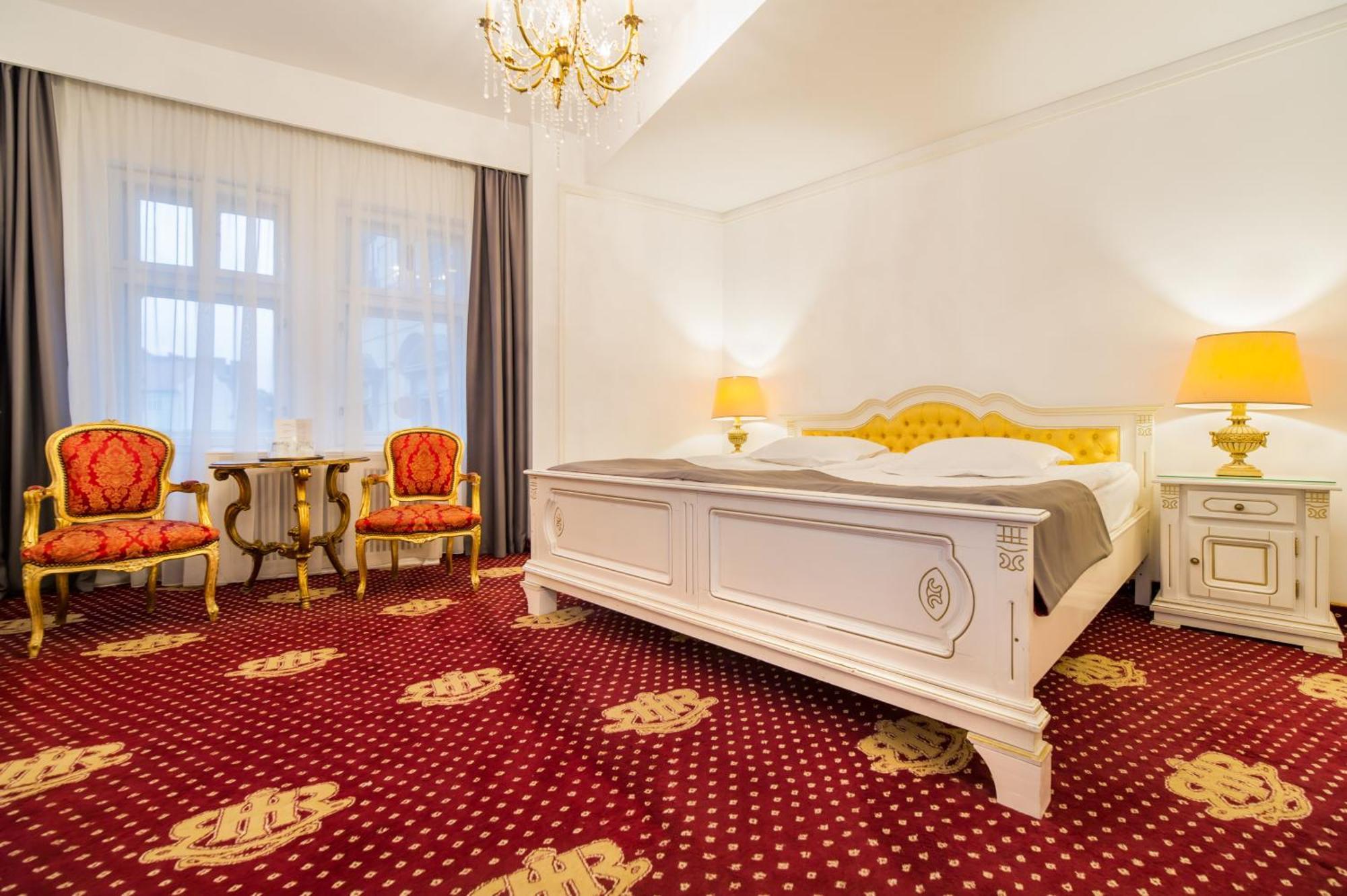 Hotel Imparatul Romanilor Sibiu Chambre photo